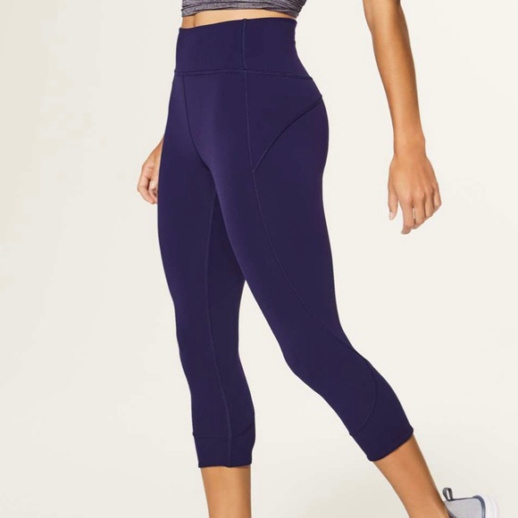 lululemon athletica Pants - lululemon In Movement Crops 19”